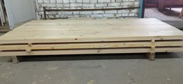 Basic rules for storing furniture boards