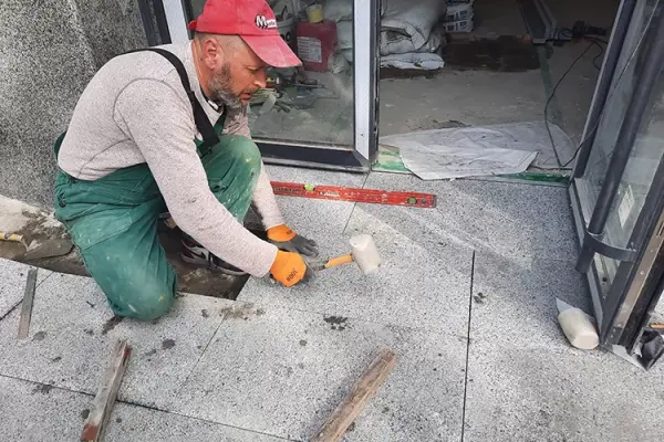 Granite tile installation technology