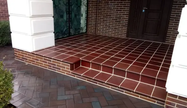Clinker Tiles for Steps and Porches