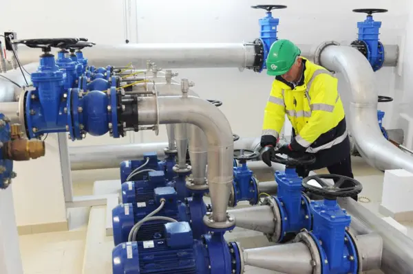 Установка и обслуживание систем очистки сточных вод