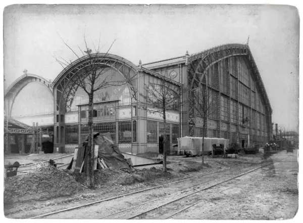 Example of early use of reinforced concrete structures Example of early use of reinforced concrete structures