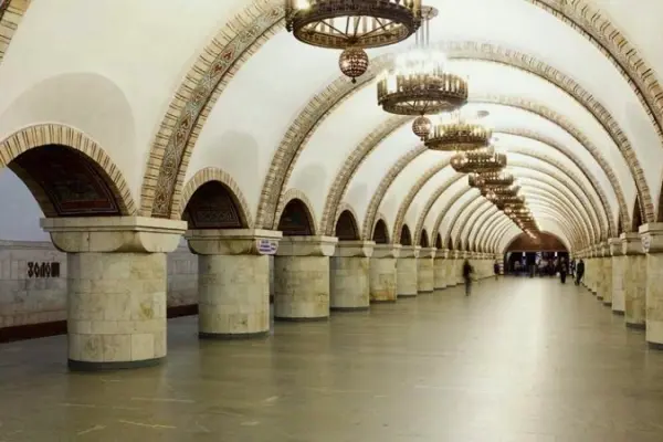 «Золотые ворота» в Киеве попала в ТОП самых красивых станций метрополитена