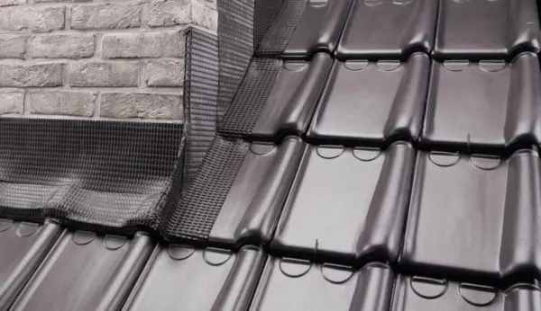 Особенности применения кровельной ленты для различных узлов примыкания