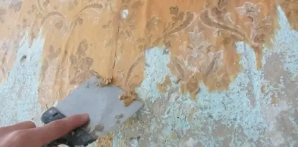 Removing old wallpaper from walls