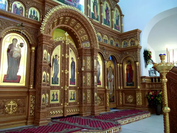 Іконостас – серце храму