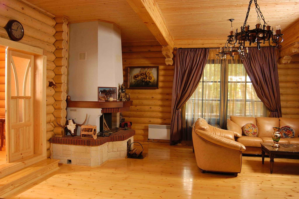 Environmental friendliness and natural material of log houses