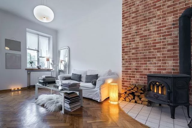 Clinker tiles: interior finishing