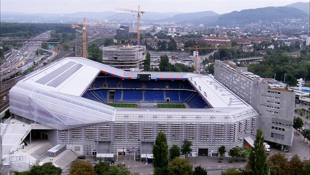 Стадион St. Jakob-Park в Базеле - пример современной бетонной конструкции