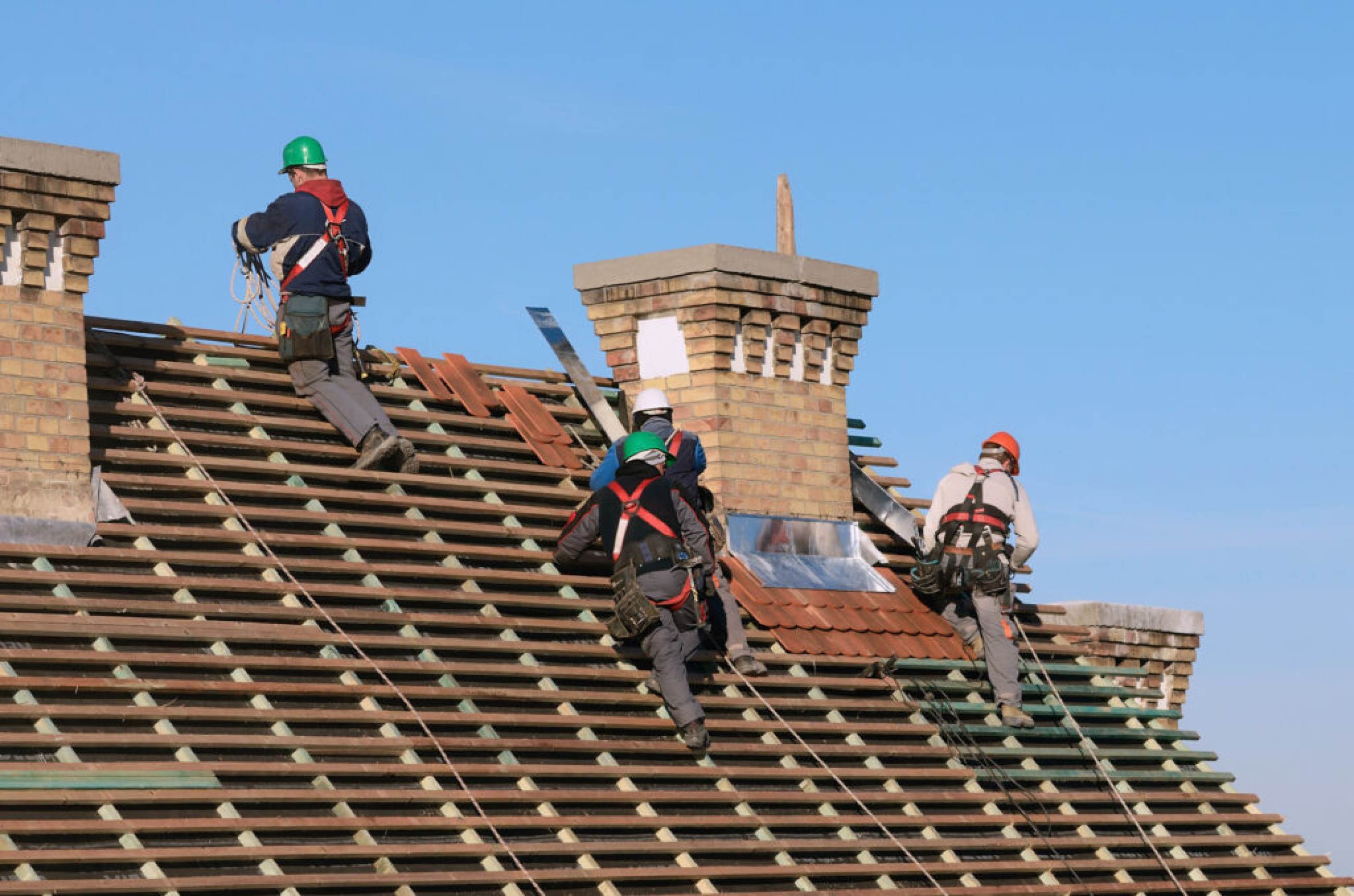 Dismantling the old roof